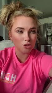 Ann Workman's Instagram, Twitter & Facebook