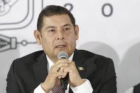 Alejandro Armenta destaca entre los primeros cinco gobernadores con mayor  aprobación en el país