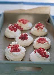 Mini Pavlovas Recipe Pavlova Recipe Food Desserts