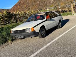Image result for Blanc Gardenia 1980 Renault