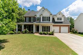Potential Short Sale On Exquisite House In Dallas Ga Two Story Traditional Home 4 Bedroom 2 Bath And 1 Half Bath Dallas Real Estate Home Traditional House