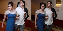 Okezone celebrity menyajikan kabar info berita selebritis artis gosip musik film terhangat nasional dan internasional terkini di indonesia Risty Tagor Rifky Balweel Cerai Serasinya Rifky Balweel Dan Sang Pacar Di Nikahan Aryani Donny Merdeka Tag Page 1