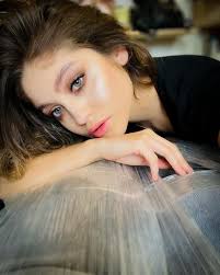More images for karol sevilla instagram » Karol Sevilla Biografia Chi E Eta Altezza Peso Figli Marito Instagram E Vita Privata Spettegolando