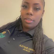 Sonia Battle's Instagram, Twitter & Facebook