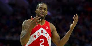 Luckily, we have a reminder. Kawhi Leonard S Hands Are So Big That He Has Has Trouble Shooting