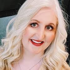 Catherine Lantz's Instagram, Twitter & Facebook