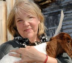 Who can alter custom made dresses in Havre de Grace?