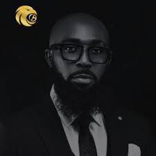 Ola Ayeni's Instagram, Twitter & Facebook