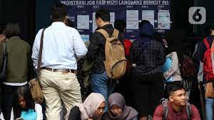 Maybe you would like to learn more about one of these? Pengangguran Membludak Tapi Perusahaan Di Indonesia Sulit Cari Karyawan Kenapa Bisnis Liputan6 Com