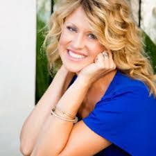 Shannon Blas's Instagram, Twitter & Facebook