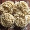 Bahan yang diperlukan untuk membuat risol mayo. 1