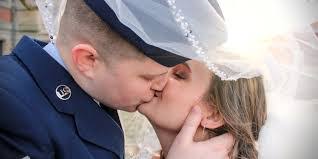 Holly Nathan's Instagram, Twitter & Facebook