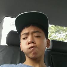 Ethan Sum (@twig_boi)