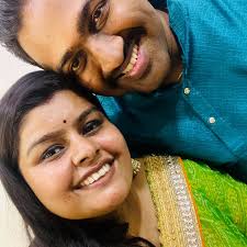 સમાજ પ્રત્યેના નિસ્બતની વાતો કરવી અને સમાજ માટે નિસ્બતભર્યું કામ કરવું એ  બંનેમાં ઘણો ફરક છે. આ વાત તમે અલ્પેશ બારોટ જેવા વ્યક્તિઓને મળો ...