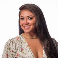 Maria Cancel's Instagram, Twitter & Facebook