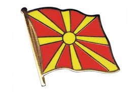 Sie ist ringsum mit einer doppelsicherheitsnaht gesäumt. Flaggen Pin Nordmazedonien Gunstig Kaufen Flaggenfritze De