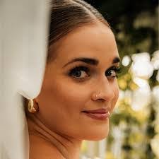 Jessica Beals's Instagram, Twitter & Facebook