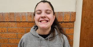 Lauren Winchell's Instagram, Twitter & Facebook