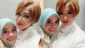 Convert asin to upc (or upc to asin) and retrieve an array of other data to help list your products and sell. Https Aceh Tribunnews Com 2021 06 05 Tak Ada Sinyal Begini Kronologi Ria Ricis Saat Tahu Ayahnya Meninggal Setelah Turun Dari Wae Rebo Https Cdn 2 Tstatic Net Aceh Foto Bank Images Ayah Ria Ricis Sulyanto Bin Sastromartoyono Jpg Ayah Ria Ricis