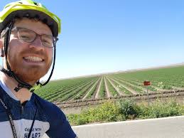 Conor McCabe (@BikesAndBovines)