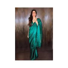Kareena Kapoor Khan Seen Wearing Our Sultanah Rama Green Mashru Sari A Fabric Which Intensifi Saree Blouse Designs Latest Saree Designs Saree Blouse Designs
