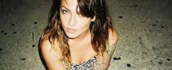 Star Académie»: Camille se fait surprendre par sa sœur et son copain pour  son anniversaire