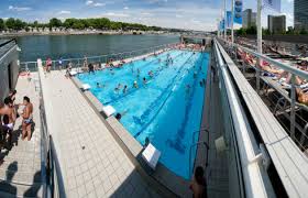 Piscine Josephine Baker Office De Tourisme Paris