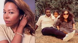 Amerie Posts Family Picture Celebrating Her 45th Birthday! 🎈