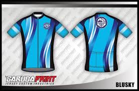 Celana jeans biru cocok dengan baju warna apa pria? Desain Baju Sepeda Gowes Blusky Warna Biru Minimalis Tapi Oke