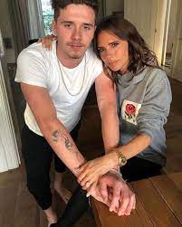 In 2001, victoria released her autobiography, titled, learning to fly and in 2006, her second book that extra half an inch: Victoria Beckham Starportrat News Bilder Gala De