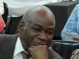 La Coleccionista de Espejos: Una Promesa Rota