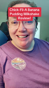 Betty Fish 🐠 (@bettyeatsfood)