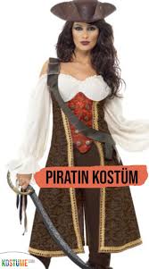 Add your own sword das oberteil unseres piratinnen kostüms besteht aus einer schicken weißen bluse,die am hals der hübsche hut und die passenden stiefelstulpen machen das ensamble perfekt!set besteht aus: Hochsee Piratin Kostum Piratin Kostum Piratin Piraten Kostum Damen