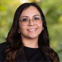 Elena Alamillo's Instagram, Twitter & Facebook