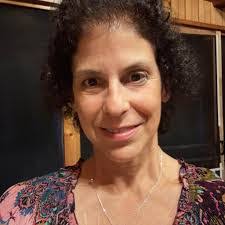 Darlene Larochelle's Instagram, Twitter & Facebook