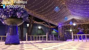 Es cierto que las luces led son el futuro de la iluminación y cada vez son más vistas en los modelos de techos modernos y en toda clase de espacios de interior. Decoracion De Un Matrimonio Con Luces Led Youtube