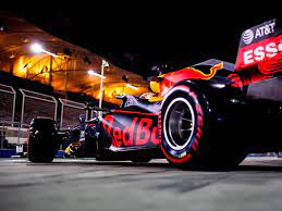 Lewis hamilton vor dem qualifying in monte carlo Startaufstellung Formel 1 Gp Bahrain Ergebnis Qualifying Red Bull Startet Aus Zweiter Reihe