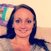 April Bunch's Instagram, Twitter & Facebook