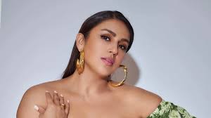 Huma Qureshi did a bo*ld photoshoot, seen in sizzling style, see photos -  informalnewz
