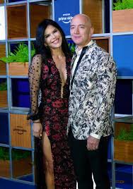 Mackenzie scott (née tuttle, formerly bezos; Jeff Bezos And Lauren Sanchez Relationship Timeline In Photos