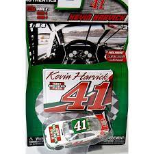 Hunt brothers pizza can be found in convenience stores, gas stations, country markets, sports arenas, and schools. 2017 Wave 4 Kevin Harvick Hunt Brother S Pizza 1 64 Nascar Authentics Diecast Toys Hobbies Fireszone Diecast Toy Vehicles