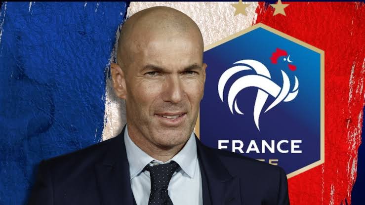 Zinedine Zidane será DT de Francia; ya firmó contrato, según reporte