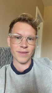 We are showgirl right now 💃🏽