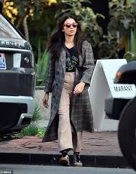 This is my official facebook page. Jessica Gomes Keeps Warm In A Stylish Trench Coat After Stopping By An Exclusive La Spa Readsector