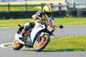 The last model of the cbr125r was launched back in 2018 and since then it has not been updated by the the honda cbr125r is a perfect beginner sports bike. Honda Cbr 125 R 2011 2019 Review Used Buying Guide Mcn