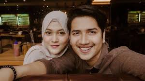 Kabar pernikahan henny rahman dan alvin faiz sudah heboh di media sosial. Kembali Pakai Hijab Istri Zikri Daulay Luluh Diperintah Sosok Ini Aku Akan Lakukan Apapun Untuknya Tribunstyle Com