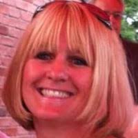 Suzanne Raby's Instagram, Twitter & Facebook