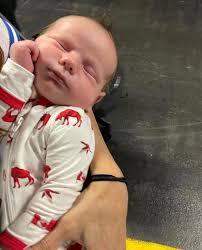 Mookie Betts' Wife Brianna Radiates Joy during Dodgers' Bobblehead  Celebration: A Glimpse into Precious Family Moments!