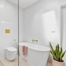 AARON DEW (@dewdew_co) • Instagram photos and videos