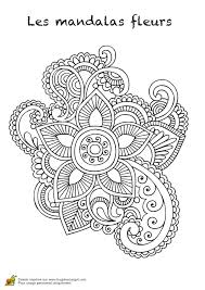 Journee mondiale du coloriage les mandalas dejantes du dessinateur marko from images.sudouest.fr. Dessin Mandala Fleur Facile
